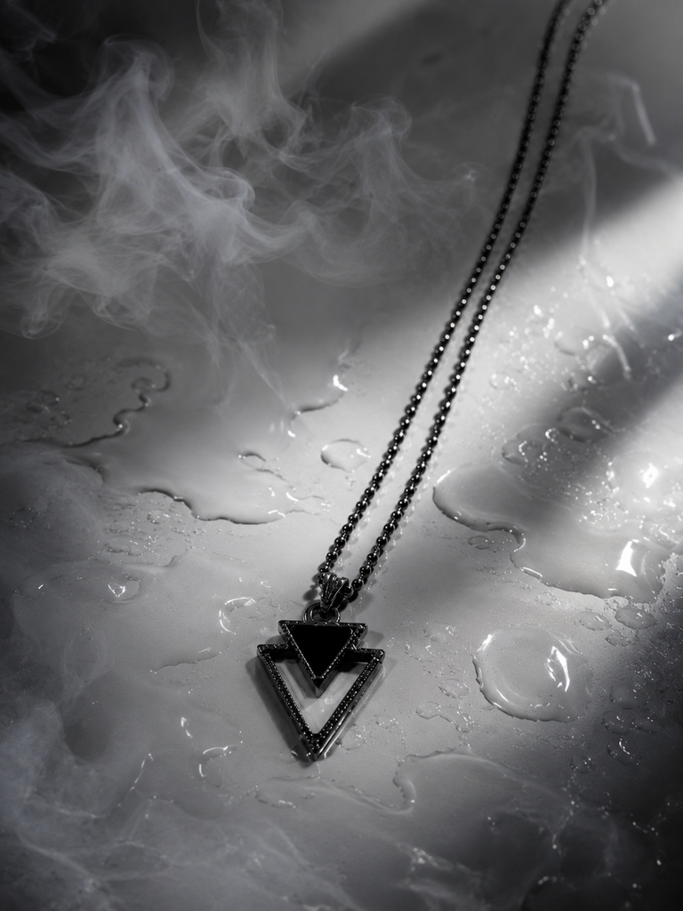 Silver triangle